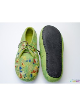 Женские валяные тапочки зеленые с бож коровками