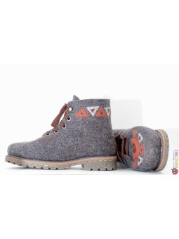 Полуботинки женские на каблуке из войлока серые