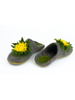 Войлочные тапочки "Анемона"