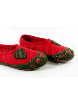 Тапочки красно-зелёные