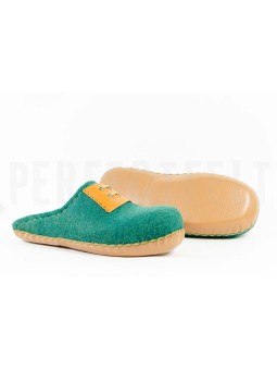 Тапки носатые из войлока